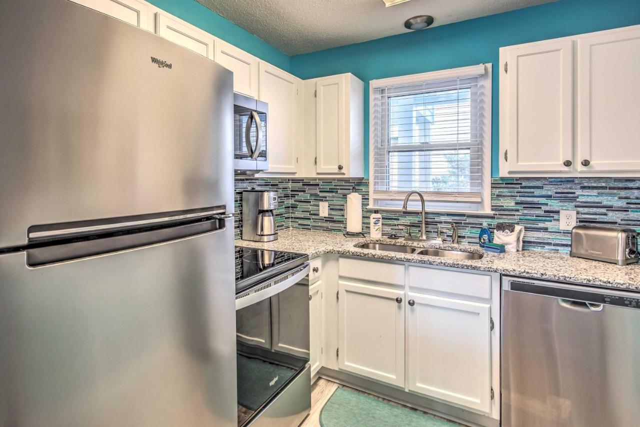 Surfside Beach Escape With Pool - Walk To Ocean! شاطئ ميرتل المظهر الخارجي الصورة
